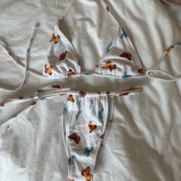 Daria’s Bikinis Butterfly Print Bikini - Picture 3 of 4